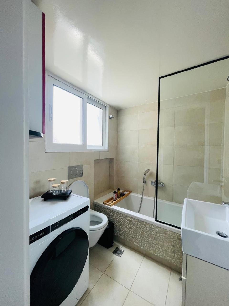 Overview Boutique Apartment Athene Buitenkant foto